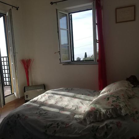 Готель Ca' Clementine Sasso di Bordighera Екстер'єр фото