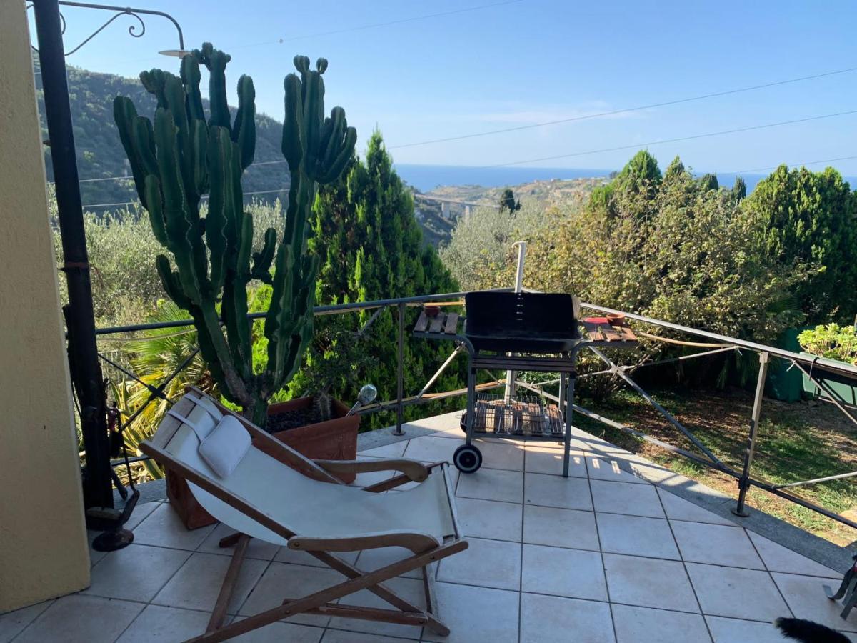 Готель Ca' Clementine Sasso di Bordighera Екстер'єр фото